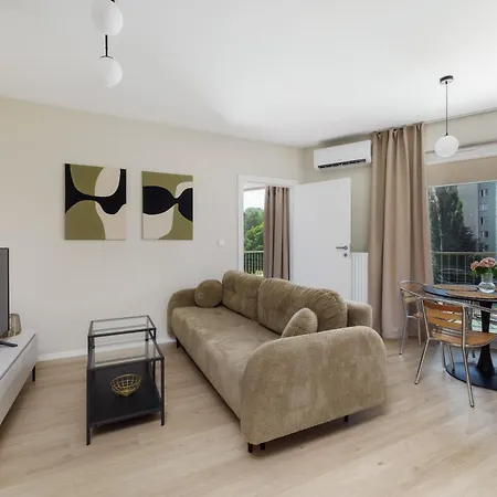 Dabie With Parking Max 2000 Kg * Krakow