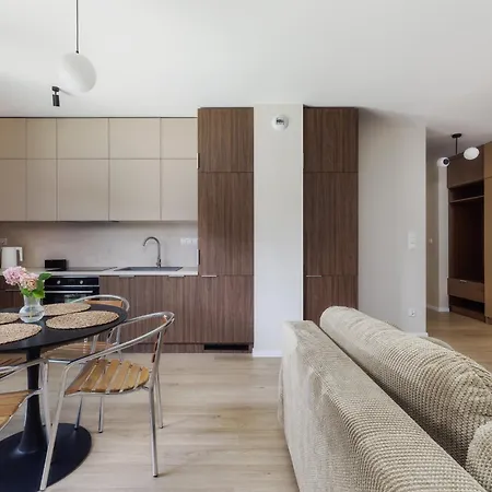 Apartment Dabie With Parking Max 2000 Kg